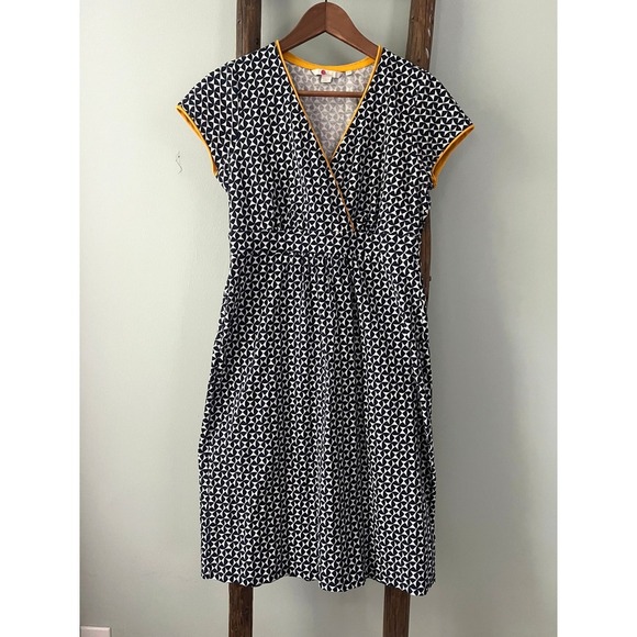 Boden Geometric Print Dress Yellow Trim V-Neck Career Casual Size 8R - Picture 1 of 4